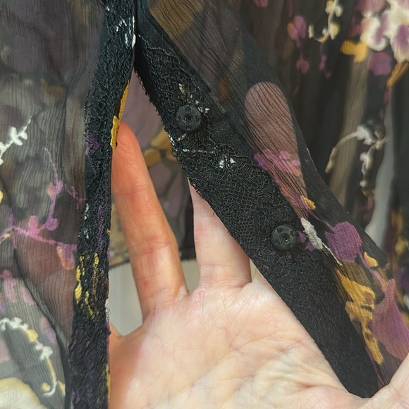 ELIE TAHARI Ruffled, Lace Sheer Blouse, Size SM - Picture 3 of 9